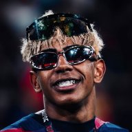 ᴄʜᴀʀʟᴇʏ ʙʀᴏᴏᴋs